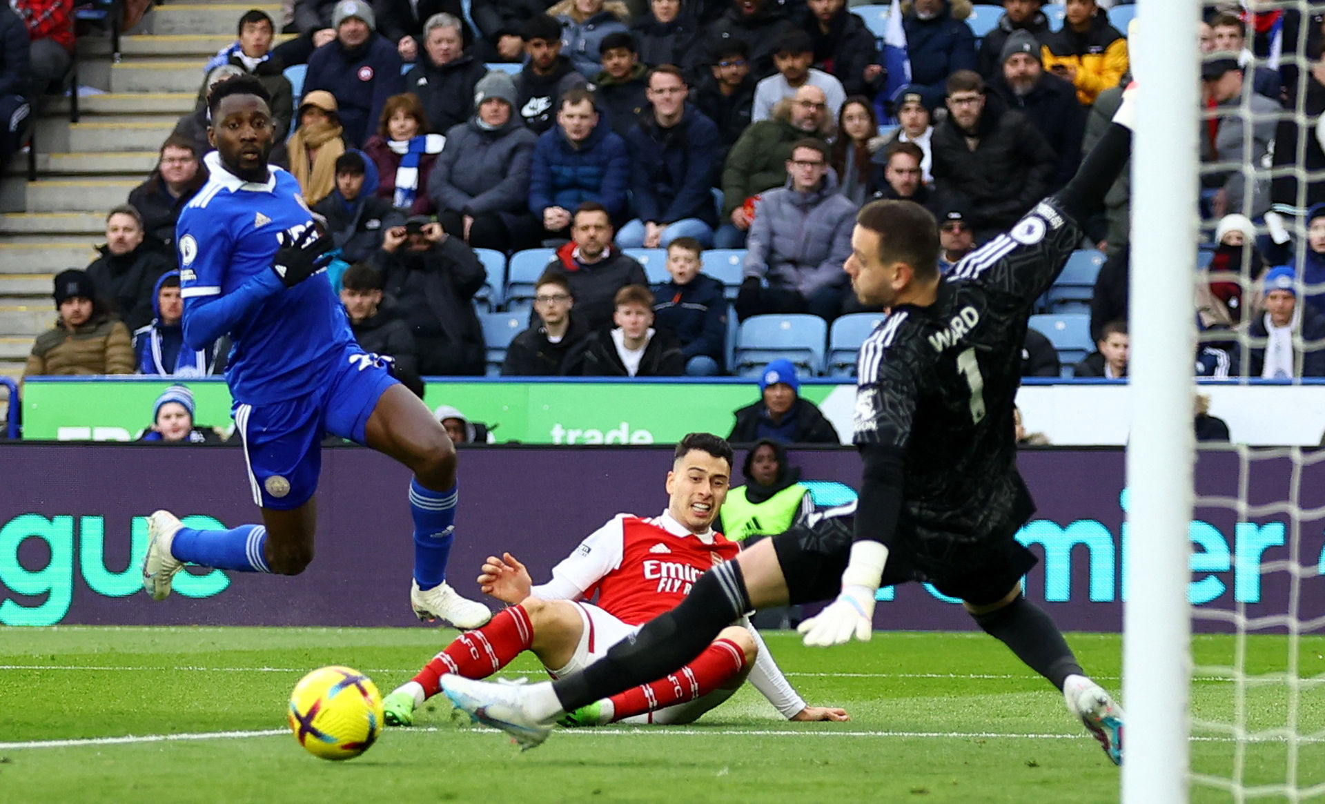 何立峰与美财长贝森特举行视频通话.